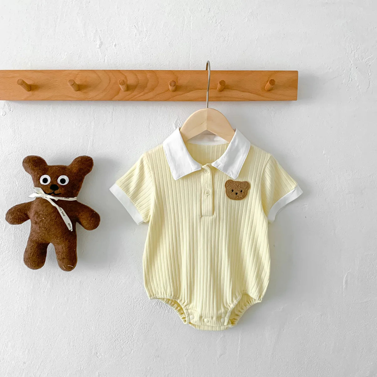 1688 Cute and Comfortable Baby Jumpsuit - Soft and Breathable Cotton Romper for Boys and Girls